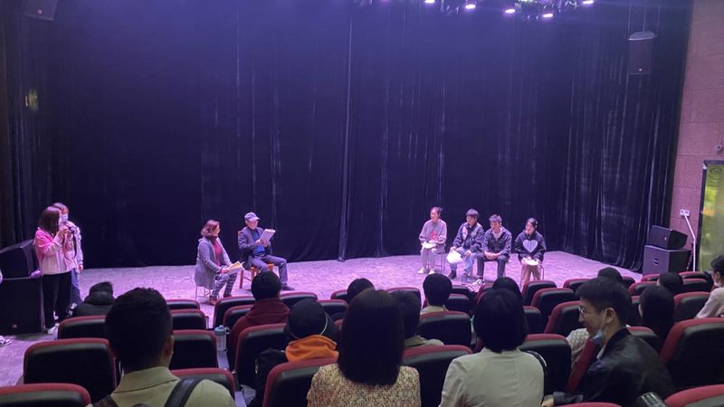中小型会议场地布置效果图