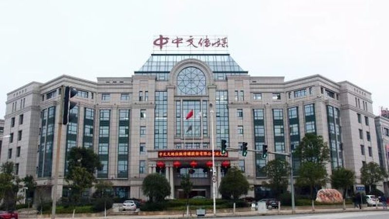 宣传片拍摄设备的租赁费用通常由以下几部分构成：